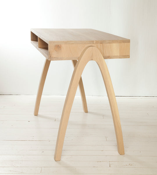 Wishbone desk - short